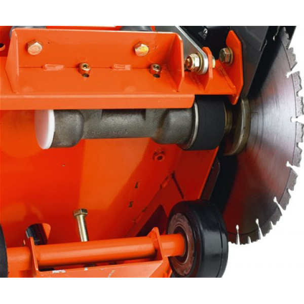 Картинка - Швонарезчик Husqvarna FS 513