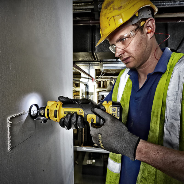 Фото - Фрезер акумуляторний для вирізання гіпсокартону DeWALT DCS551NT