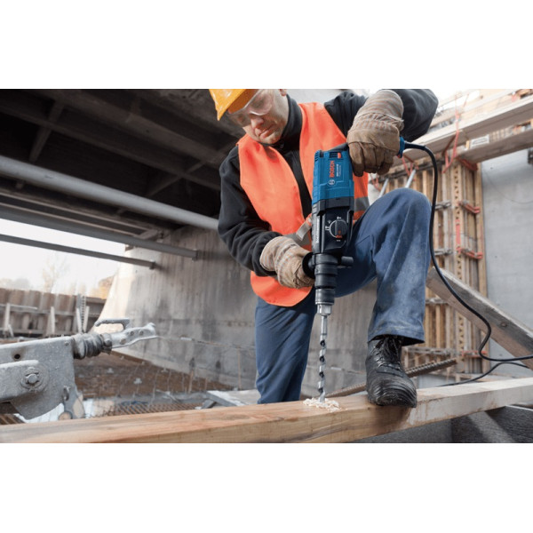 Фото - Перфоратор Bosch Professional GBH 2-24 DFR (0611273000)