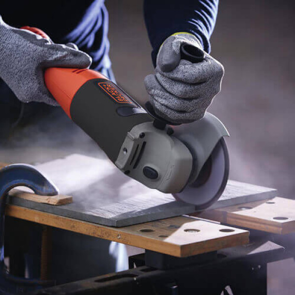 Картинка - Угловая шлифмашина - болгарка BLACK+DECKER KG1202KD