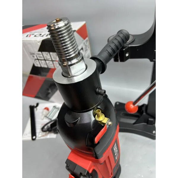 Картинка - Дрель алмазного бурения YATO YT-81980