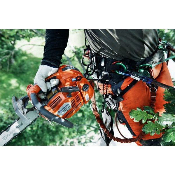 Фото - Бензопила Husqvarna T540XP II