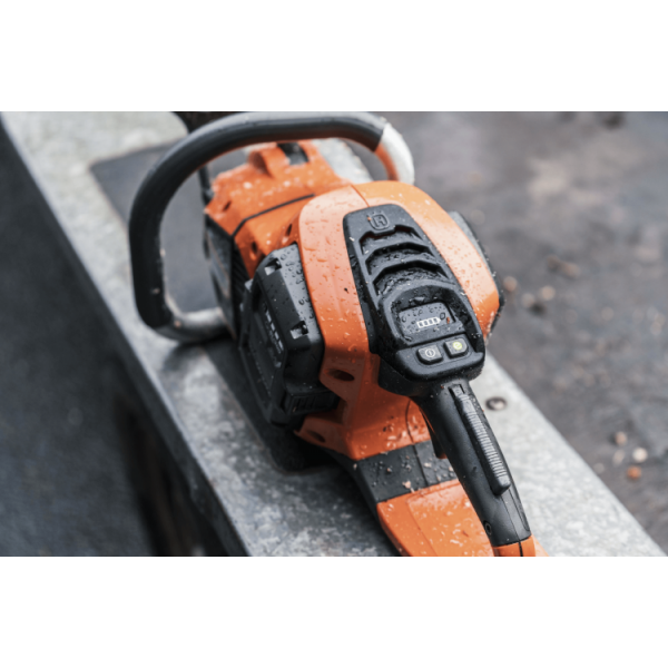 Фото - Акумуляторна пила Husqvarna 540iXP