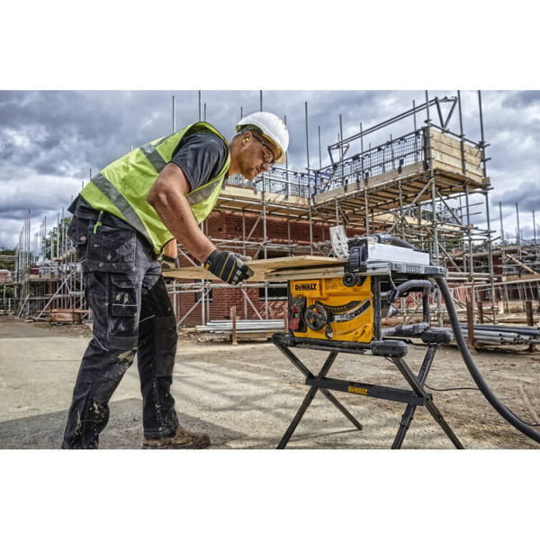Фото - Пила настільна-циркулярна DeWALT DWE7485RS + стіл DE7400