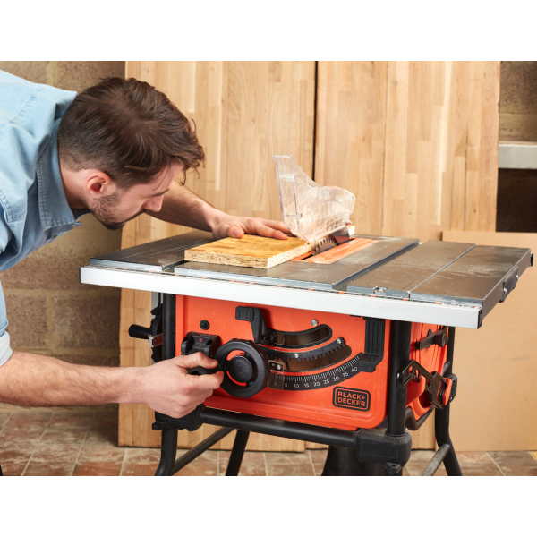 Картинка - Настольная пила BLACK+DECKER BES72