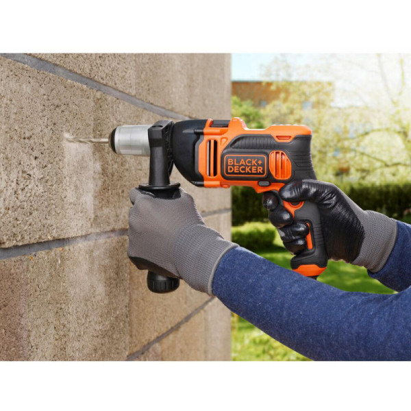 Картинка - Дрель ударная Black+Decker BEH850