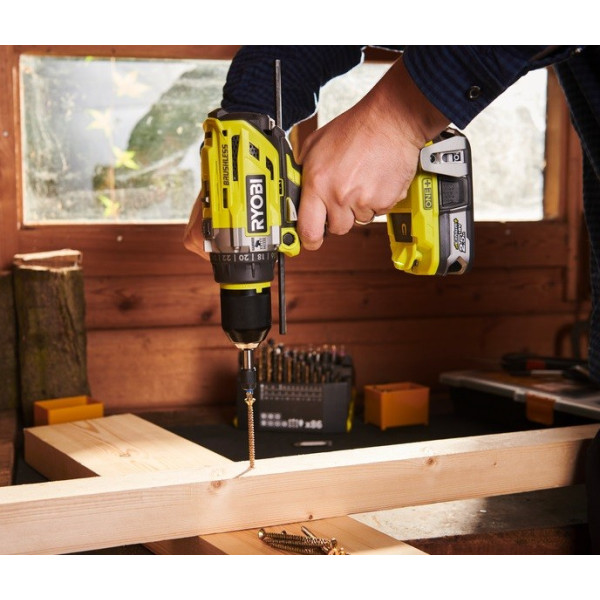 Картинка - Ударная дрель-шуруповерт RYOBI R18PD7-0