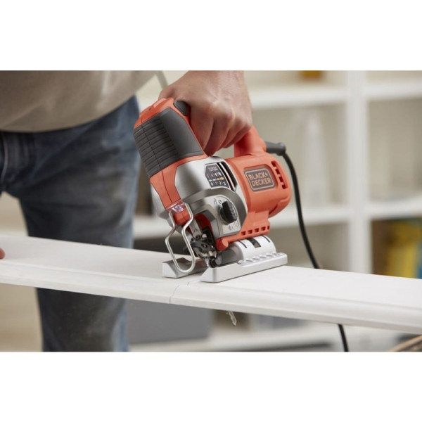 Картинка - Электролобзик BLACK+DECKER BES610K
