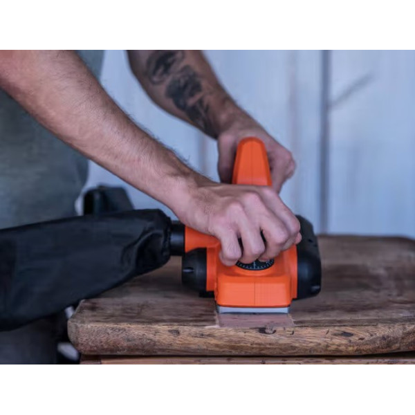 Фото - Рубанок BLACK+DECKER BEW712