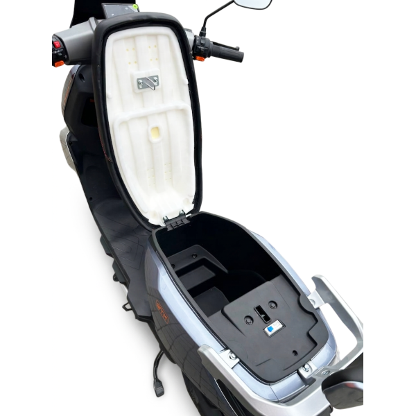 Картинка - Электроскутер GTM C-EV 1200