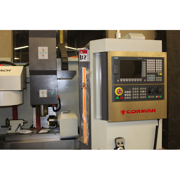 Фото - 4-осьовий обробний центр з ЧПУ Cormak MILL 500 ECOLINE
