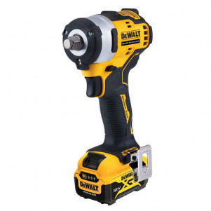 Гайковерт ударный аккумуляторный DeWALT DCF901P1