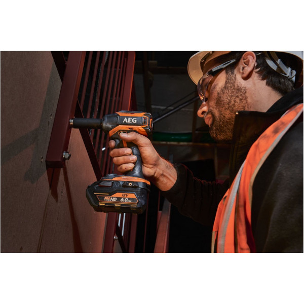 Картинка - Аккумуляторный ударный гайковерт AEG BSS18C12ZB6 без АКБ и ЗУ