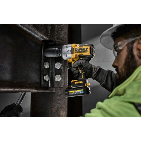 Картинка - Гайковерт ударный аккумуляторный DeWALT DCF964NT