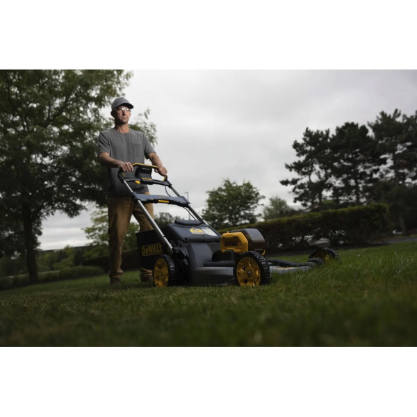 Картинка - Газонокосилка аккумуляторная бесщеточная DeWALT, XR FLEXVOLT 54 В Li-lon DCMWP500N