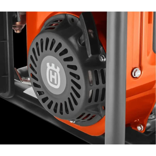 Фото - Бензиновий генератор Husqvarna G3200P EU