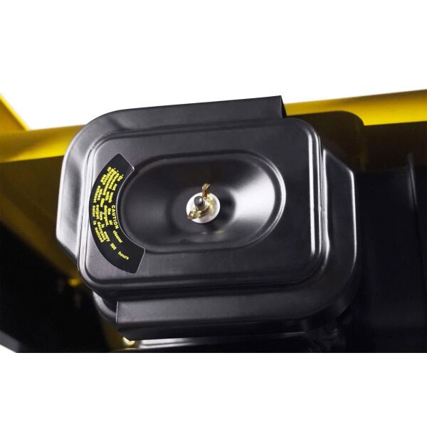 Фото - Дизельний генератор QUBE QED7500XE