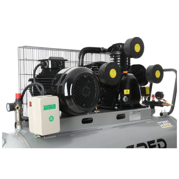 Фото - Компресор TAGRED 300L TA311B