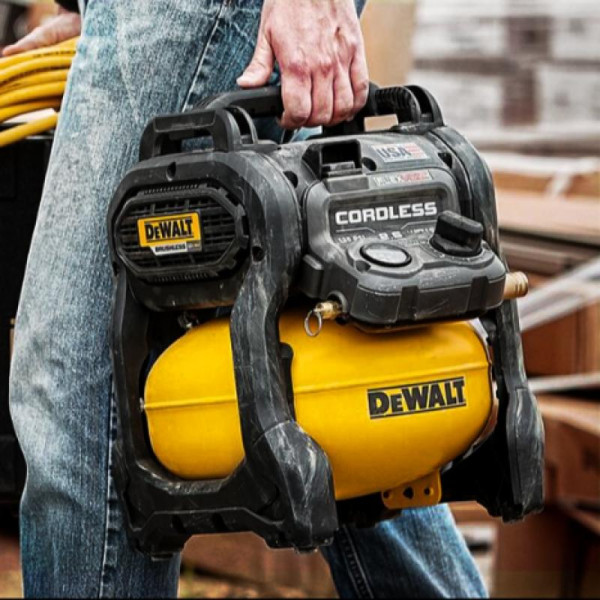 Фото - Компресор повітряний акумуляторний DeWALT DCC1018N