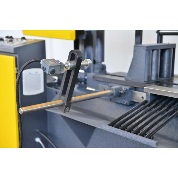 Фото - Автоматична двоколонна стрічкова пила по металу Beka-Mak BMSO-360C