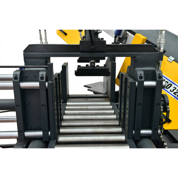 Фото - Автоматична двоколонна стрічкова пилка по металу Beka-Mak BMSO 320 GS NC