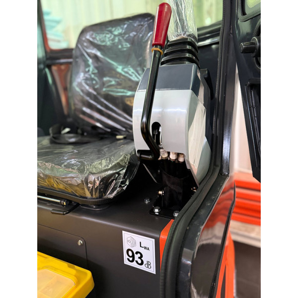 Картинка - Мини-экскаватор GTM G-Tex 1200/1.76 м (с закрытой кабиной)