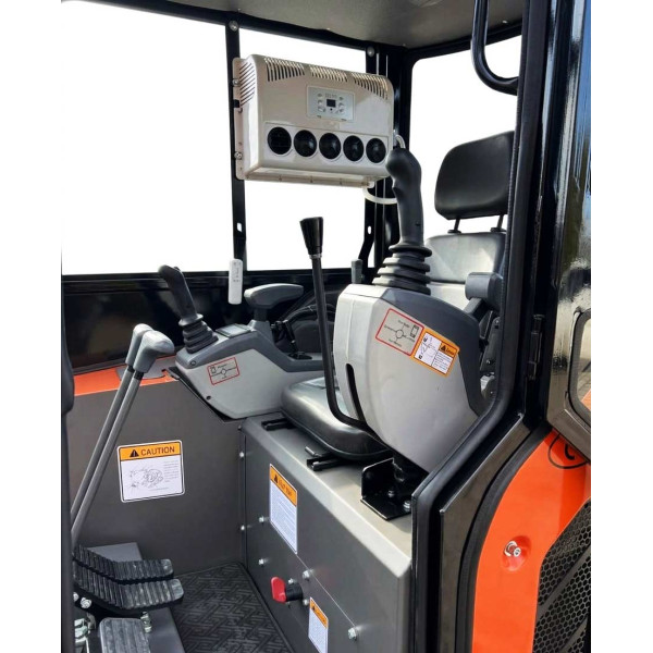 Картинка - Мини-экскаватор гусеничный GTM G-Tex 2500C (с закрытой кабиной + кондиционер)