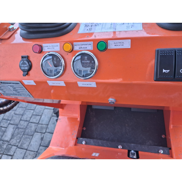 Картинка - Минипогрузчик колесный GTM RIX800