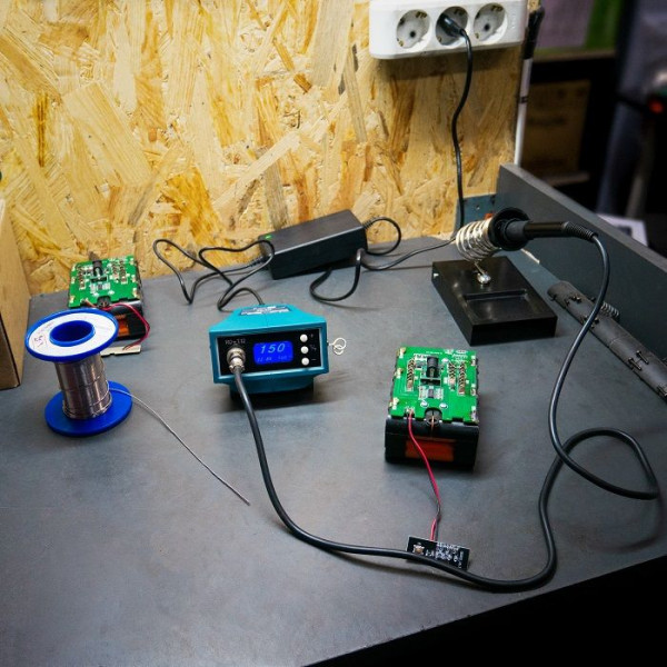 Фото - Акумуляторний паяльник PROFI-TEC RD-T12