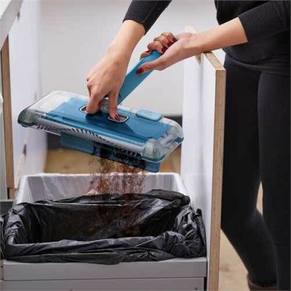 Фото - Електровіник акумуляторний BLACK+DECKER PSA215B