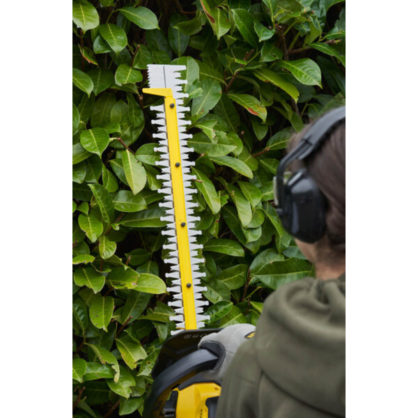 Фото - Кущоріз + триммер акумуляторний STANLEY FatMax SFMCSTB933M+SFMCHT855M1