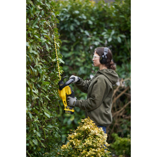 Фото - Кущоріз + триммер акумуляторний STANLEY FatMax SFMCSTB933M+SFMCHT855M1