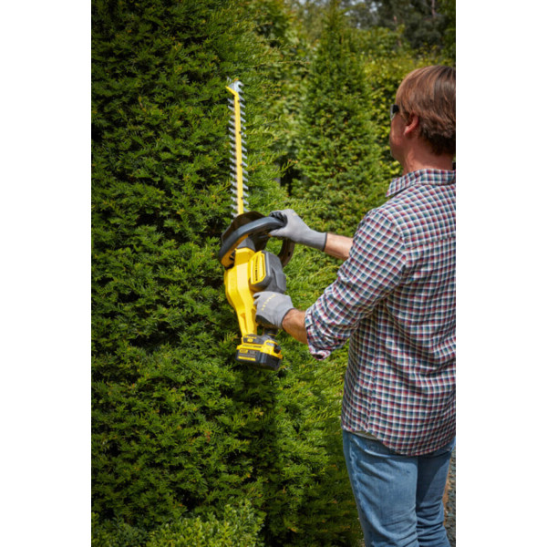 Фото - Кущоріз + триммер акумуляторний STANLEY FatMax SFMCSTB933M+SFMCHT855M1