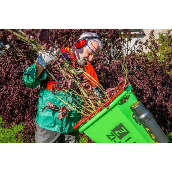 Фото - Садовий подрібнювач Zipper ZI-HAEK4100