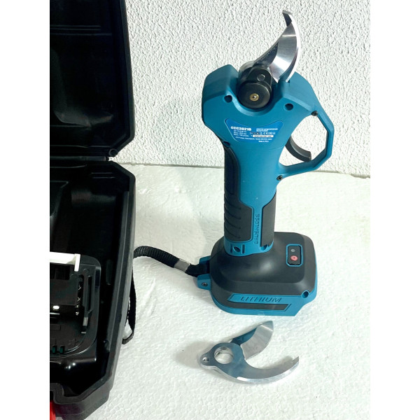 Картинка - Секатор аккумуляторный SAKUMA BLUE CCC3021B-CORE SET