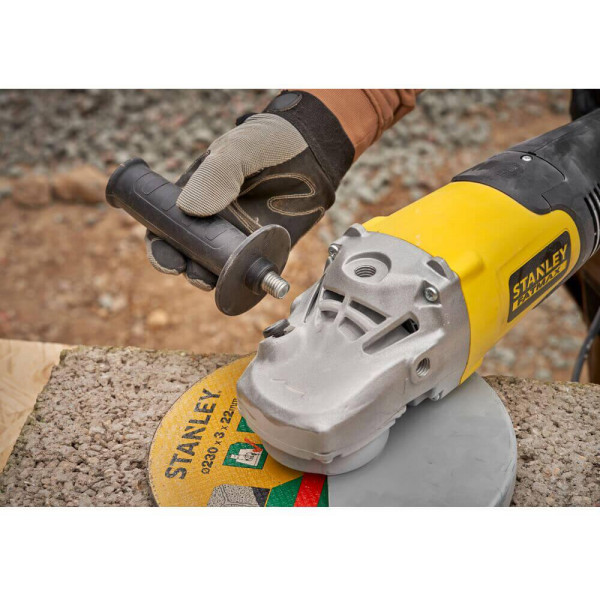 Картинка - Шлифмашина угловая сетевая STANLEY FatMax FMEG232