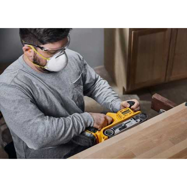 Фото - Шліфмашина стрічкова DeWALT без АКБ та ЗП DCW220N