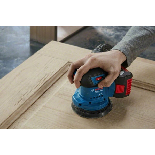 Фото - Акумуляторна ексцентрикова шліфувальна машина Bosch GEX 185-LI соло