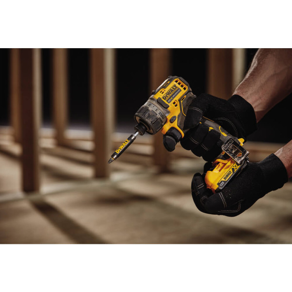 Картинка - Шуруповерт аккумуляторный бесщеточный DeWALT DCF601N
