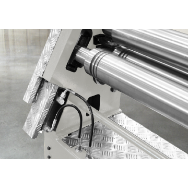 Картинка - 3-валковый гибочный станок Isitan 3R HMD 2050 x 95