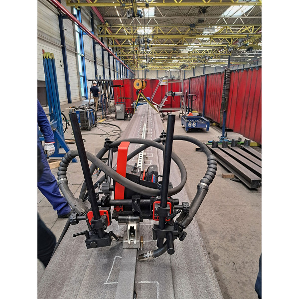 Фото - Акумуляторний зварювальний трактор Promotech MANTIS BATTERY