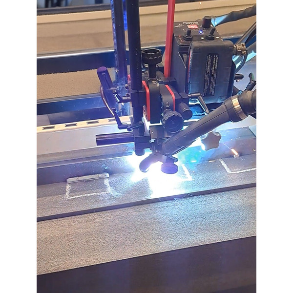 Фото - Акумуляторний зварювальний трактор Promotech MANTIS BATTERY