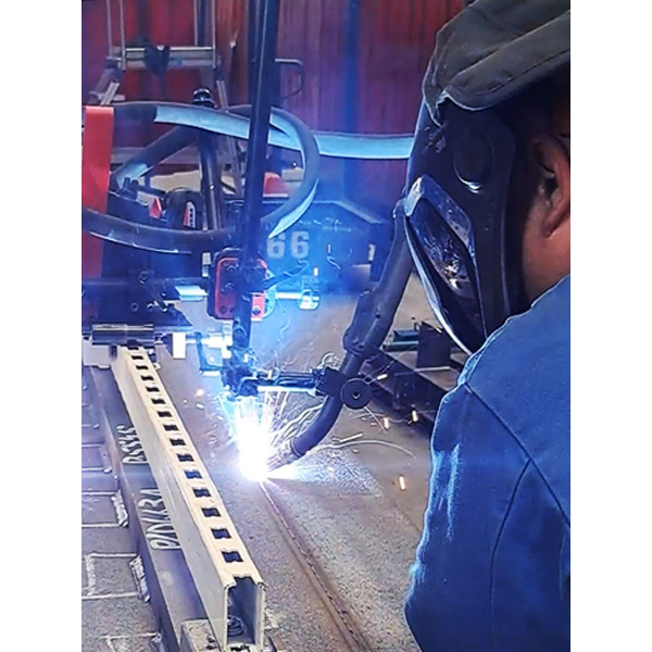 Фото - Акумуляторний зварювальний трактор Promotech MANTIS BATTERY