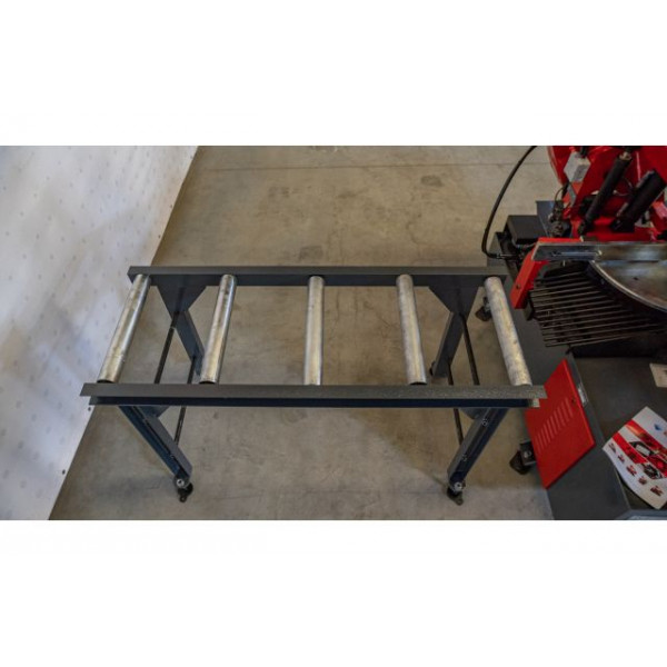 Фото - Автоматична стрічкова пилка по металу Karmetal ODG 300x340 PLC