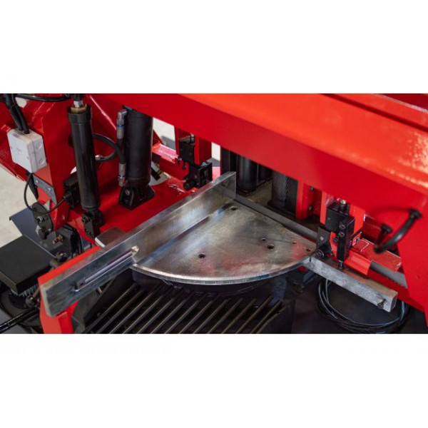 Фото - Автоматична стрічкова пилка по металу Karmetal ODG 300x340 PLC