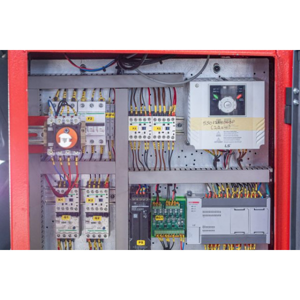 Фото - Автоматична стрічкова пилка по металу Karmetal ODG 300x340 PLC