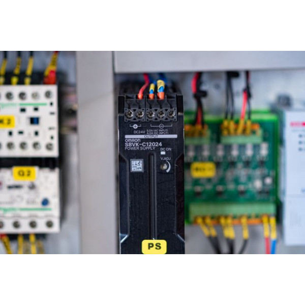 Фото - Автоматична стрічкова пилка по металу Karmetal ODG 300x340 PLC