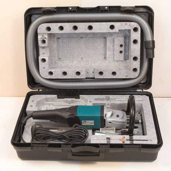 Картинка - Машина для резки оконных рам 1700W 6500RPM max гл.рез.68mm 6,6KG (RV70U)