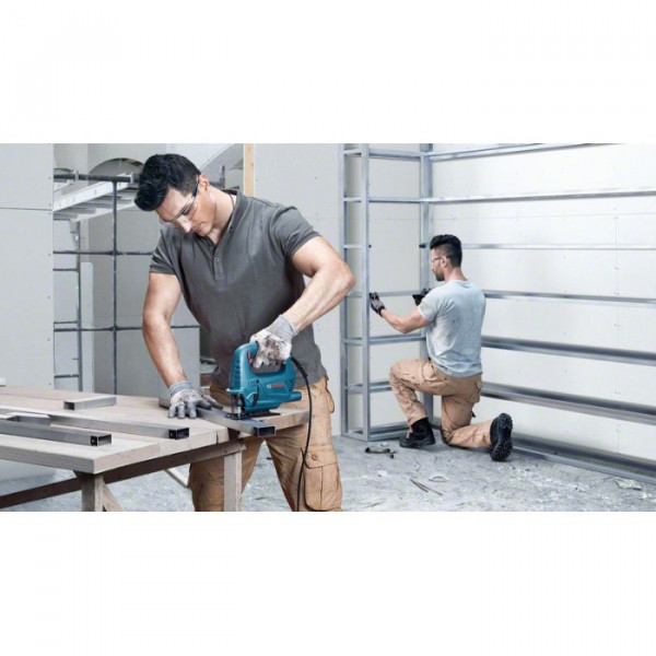 Фото - Лобзик електричний Bosch GST 700 Professional