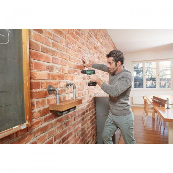 Картинка - Аккумуляторная дрель-шуруповерт Bosch UniversalDrill 18 2х18 В (06039C8101)